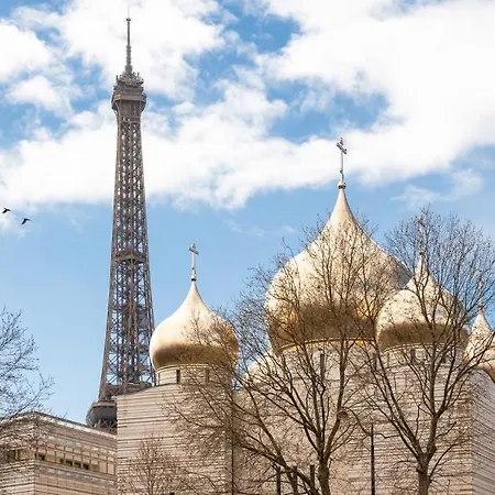 Eiffel *