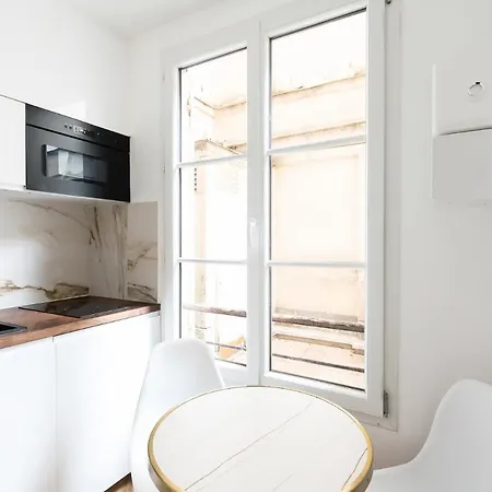 Eiffel Appartement *