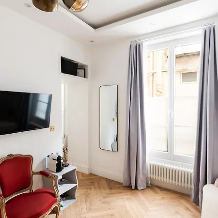 Eiffel Appartement Parijs