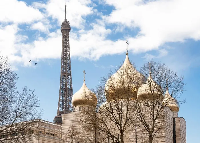 Eiffel *